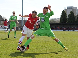 Arsenal Ladies vs. VfL Wolfsburg: Nobbs vs. Odebrecht in Intense Semi-Final Clash of UEFA Women's Champions League