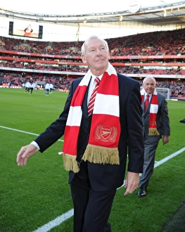 Arsenal V Everton 2011-12 Prints: Arsenal Legend Bob Wilson at Arsenal vs. Everton, Premier League 2011-12