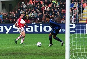 Images Dated 16th November 2006: Arsenal Legends: Edu
