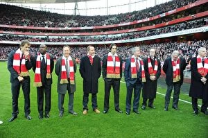 Images Dated 10th December 2011: Arsenal Legends Reunite: Arsenal vs. Everton, Premier League 2011-12