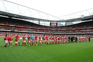 Arsenal Legends V Milan Glorie Prints: Arsenal Legends vs. Milan Glorie: A Football Clash at Emirates Stadium