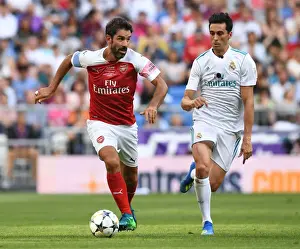 Arsenal Legends vs. Real Madrid Legends: A Clash of Football Greats (2018-19) - Battle at the Bernabeu