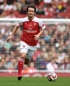Arsenal Legends vs Real Madrid Legends: Rosicky's Emotional Return to Emirates Stadium