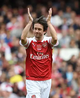 Arsenal Legends V Real Madrid Legends 2018-19 Prints: Arsenal Legends vs Real Madrid Legends: Rosicky's Emotional Return to Emirates Stadium