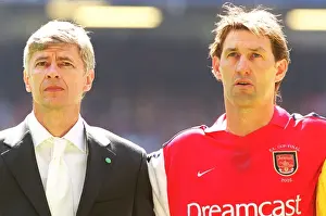 Arsenal manager Arsene Wenger with captain Tony Adams before the match