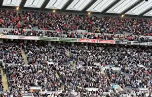 Newcastle United v Arsenal 2008-9 Collection: Arsenal and Newcastle fans before the match
