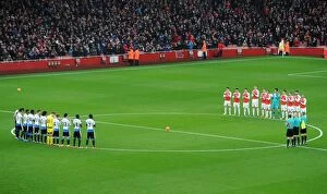 Arsenal v Newcastle United 2015-16 Collection: Arsenal and Newcastle United Pay Tribute to Pavel Srnicek Ahead of Premier League Clash