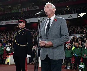 Arsenal Pays Tribute to Bob Wilson: A Heartfelt Moment at Emirates Stadium