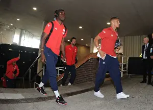 Arsenal Players Approach St. James Park for Newcastle Clash (2015-16 Premier League)