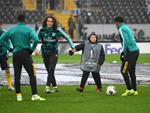 Arsenal Players Engage in Pre-Match Playtime with Ballboy Before Vitoria Guimaraes Clash