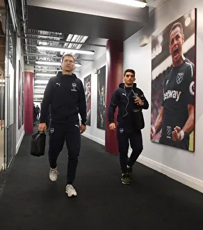 Arsenal Players Head to the Changing Room Before West Ham Clash, London 2019