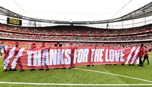 Arsenal V Everton 2021-22 Prints: Arsenal Players Honor Fans with Banner: Arsenal v Everton, Premier League 2021-22