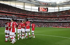 Images Dated 27th September 2008: The Arsenal players before the match