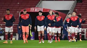 Arsenal V Burnley 2020-21 Prints: Arsenal Players Prepare for Battle: Arsenal vs Burnley at Emirates Stadium (December 2020)