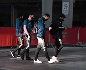 Arsenal Players Prepare for Manchester City Showdown at Empty Emirates Stadium (2020-21)