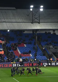 Arsenal Players Warm Up Ahead of Crystal Palace Clash (2017-18 Premier League)