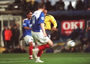 Images Dated 5th May 2006: (Arsenal). Portsmouth 1: 1 Arsenal