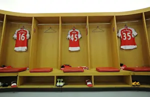 Arsenal V West Bromwich Albion 2015-16 Prints: Arsenal Pre-Match Changing Room: Arsenal vs West Bromwich Albion (2015-16)