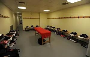 Arsenal: Pre-Match Huddle in the Changing Room (West Bromwich Albion vs Arsenal, 2011-12)
