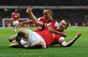 Wigan Athletic Collection: Arsenal: Ramsey and Walcott's Euphoric Goal Celebration (2012-13) vs Wigan Athletic