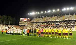 Arsenal and Rayo line up before the match. Rayo Vallecano 2: 0 Arsenal Ladies