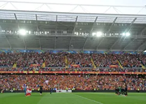 Lens V Arsenal 2016-17 Prints: Arsenal and RC Lens Honor Victims of Nice Terror Attack: Pre-Season Friendly