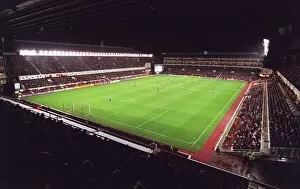 Images Dated 3rd November 2005: Arsenal Stadium, photographed from the North Bank stand