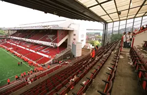 Arsenal Stadium: Empty Victory - Arsenal 4:2 Wigan Athletic, FA Premiership, 2006
