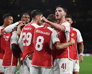 Arsenal Takes the Lead: Declan Rice Scores First Goal in Arsenal FC vs. PSV Eindhoven, UEFA Champions League 2023/24