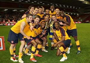 Liverpool v Arsenal 2008-9 Youth Cup Gallery: The Arsenal team celebrate winning the FA Youth Cup