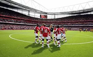 Images Dated 16th August 2008: The Arsenal team line up before the match
