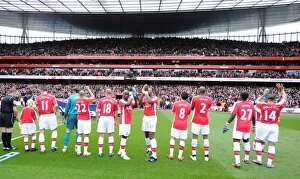 Images Dated 9th May 2010: The Arsenal team line up before the match. Arsenal 4: 0 Fulham, Barclays Premier League