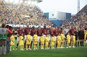 Images Dated 28th April 2006: The Arsenal team line up before the match. Villarreal 0: 0 Arsenal