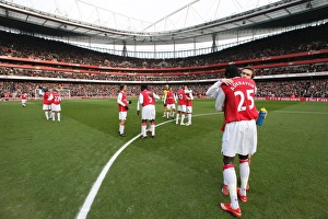 Arsenal v Tottenham 2007-8 Collection: The Arsenal team before the match