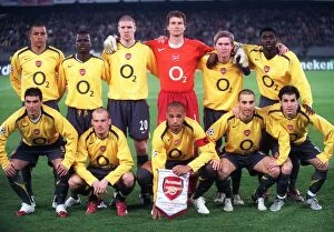 Juventus v Arsenal 2005-6 Collection: The Arsenal team before the match. Juventus 0: 0 Arsenal. UEFA Champions League