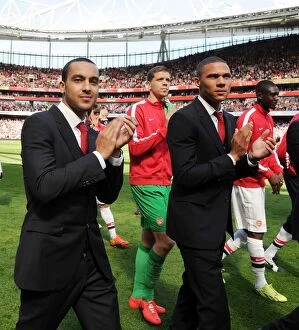 Images Dated 4th May 2014: Arsenal: Theo Walcott and Kieran Gibbs Celebrate Victory over West Bromwich Albion (2013-14)