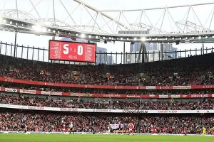 Arsenal v Nottingham Forest 2022-23 Collection: Arsenal Thrashes Nottingham Forest 5-0 in Premier League Showdown