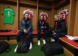 Arsenal v Manchester City - Continental Cup Final 2019 Collection: Arsenal Triple Threat: McCabe, Mead, and van de Donk Prepare for FA Womens Continental League Cup