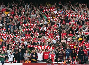 Arsenal Triumphs 3:0 Over Tottenham in Barclays Premier League at Emirates Stadium (2009)