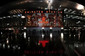 Arsenal Triumphs in Carling Cup Semi-Final: 3-0 Win Over Ipswich Town (3-1 Agg)