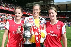 Arsenal Ladies v Leeds United Ladies Womens FA Cup Final Collection: Arsenal Triumphs: Yvonne Tracy, Emma Byrne, and Ciara Grant with the FA Cup after a 4