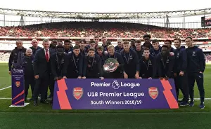 Arsenal U18s Celebrate Premier League South Title Win Against Brighton & Hove Albion (2018-19)