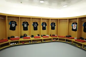 Arsenal Unity: Pre-Match Huddle at Emirates Stadium (2011)
