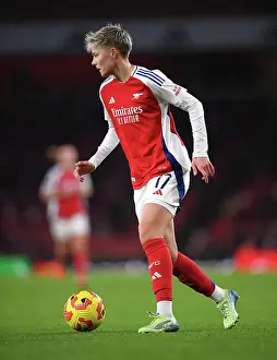Arsenal Women V Aston Villa Women 2024-25 Prints: Arsenal v Aston Villa - Barclays Women's Super League