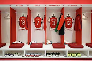 Arsenal Women V Aston Villa Women 2024-25 Prints: Arsenal v Aston Villa - Barclays Women's Super League
