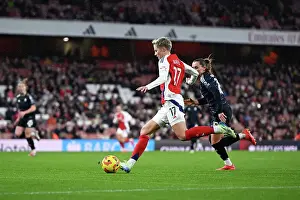Arsenal Women V Aston Villa Women 2024-25 Prints: Arsenal v Aston Villa - Barclays Women's Super League