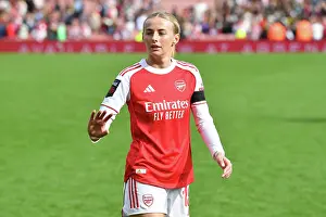 Arsenal Women V Aston Villa Women 2025-26 Prints: Arsenal v Aston Villa - Barclays Women's Super League Arsenal v Aston Villa - Barclays Women's Super League