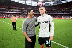 Arsenal V Bayer Leverkuse Friendly Match 2024-25 Prints: Arsenal v Bayer 04 Leverkusen - Pre-Season Friendly