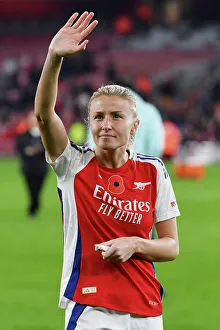 Arsenal v Brighton & Hove Albion - Barclays Women's Super League Arsenal v Brighton & Hove Albion - Barclays Women's Super League