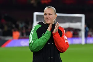 Arsenal v Brighton & Hove Albion - Barclays Women's Super League Arsenal v Brighton & Hove Albion - Barclays Women's Super League